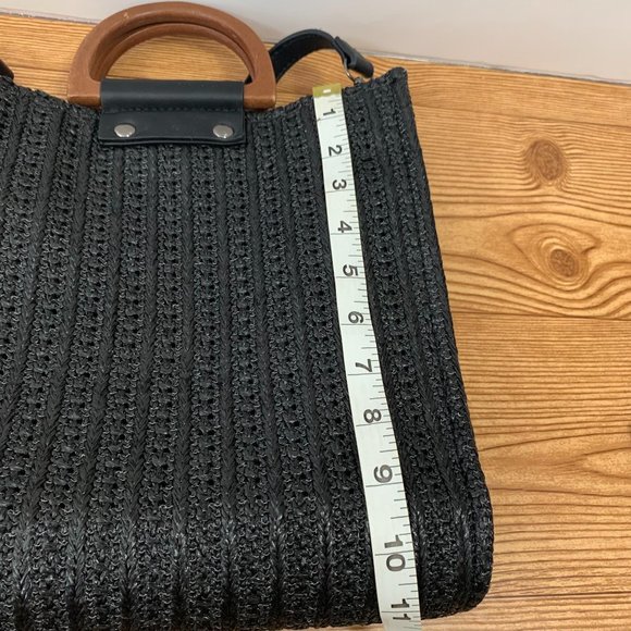 Woven Style Wood Handle Bag With Strap Black - Picture 7 of 9